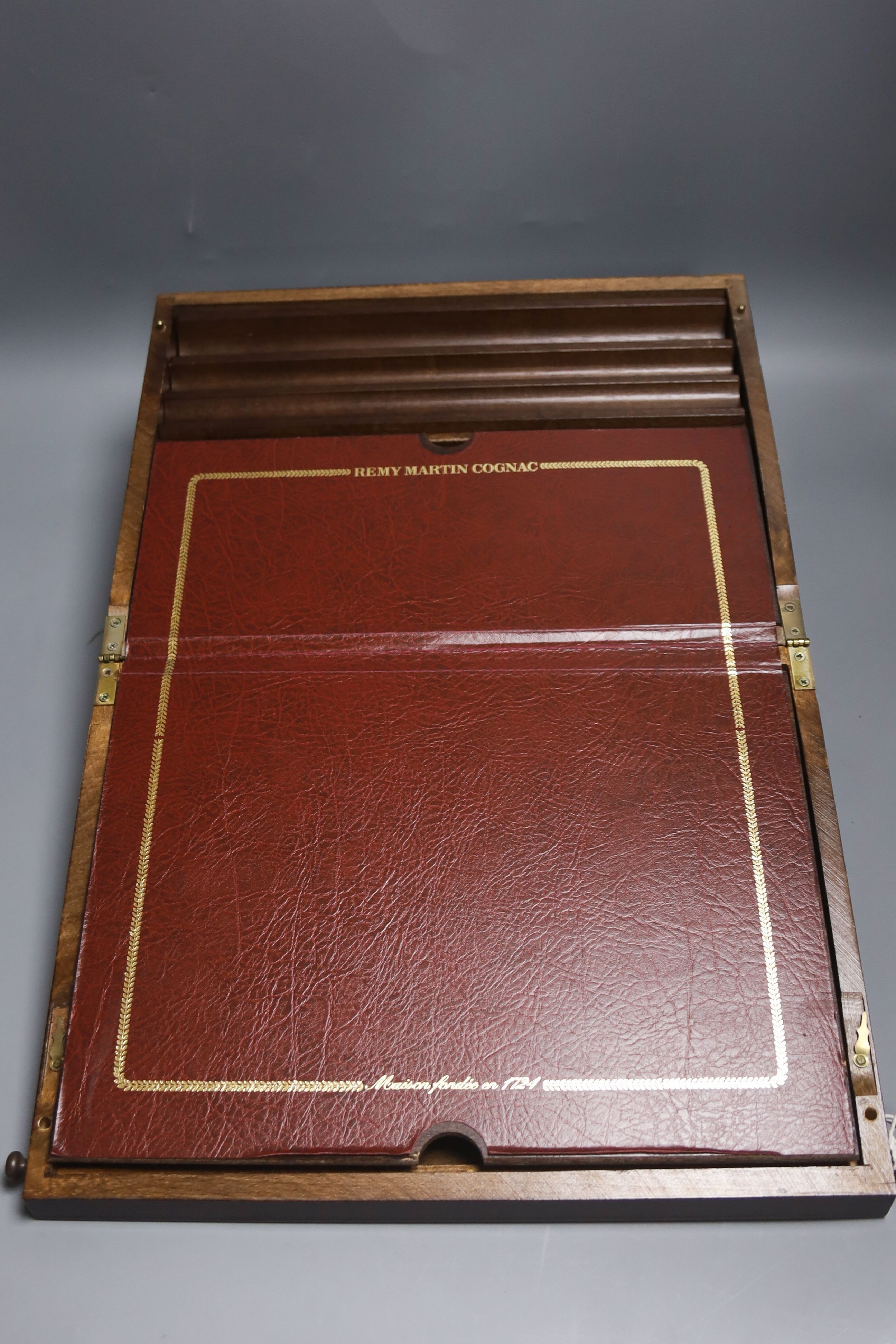 Remy Martin, A writing slope with bottle compartment, 36.5 cm wide